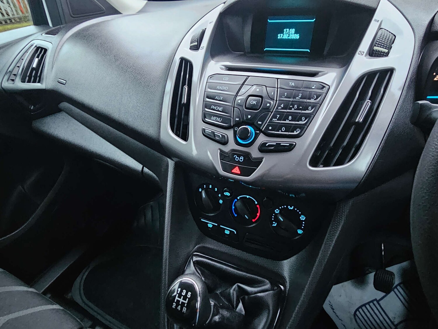 Used Ford Transit Connect 2017 for sale - 77583929: Photo 25