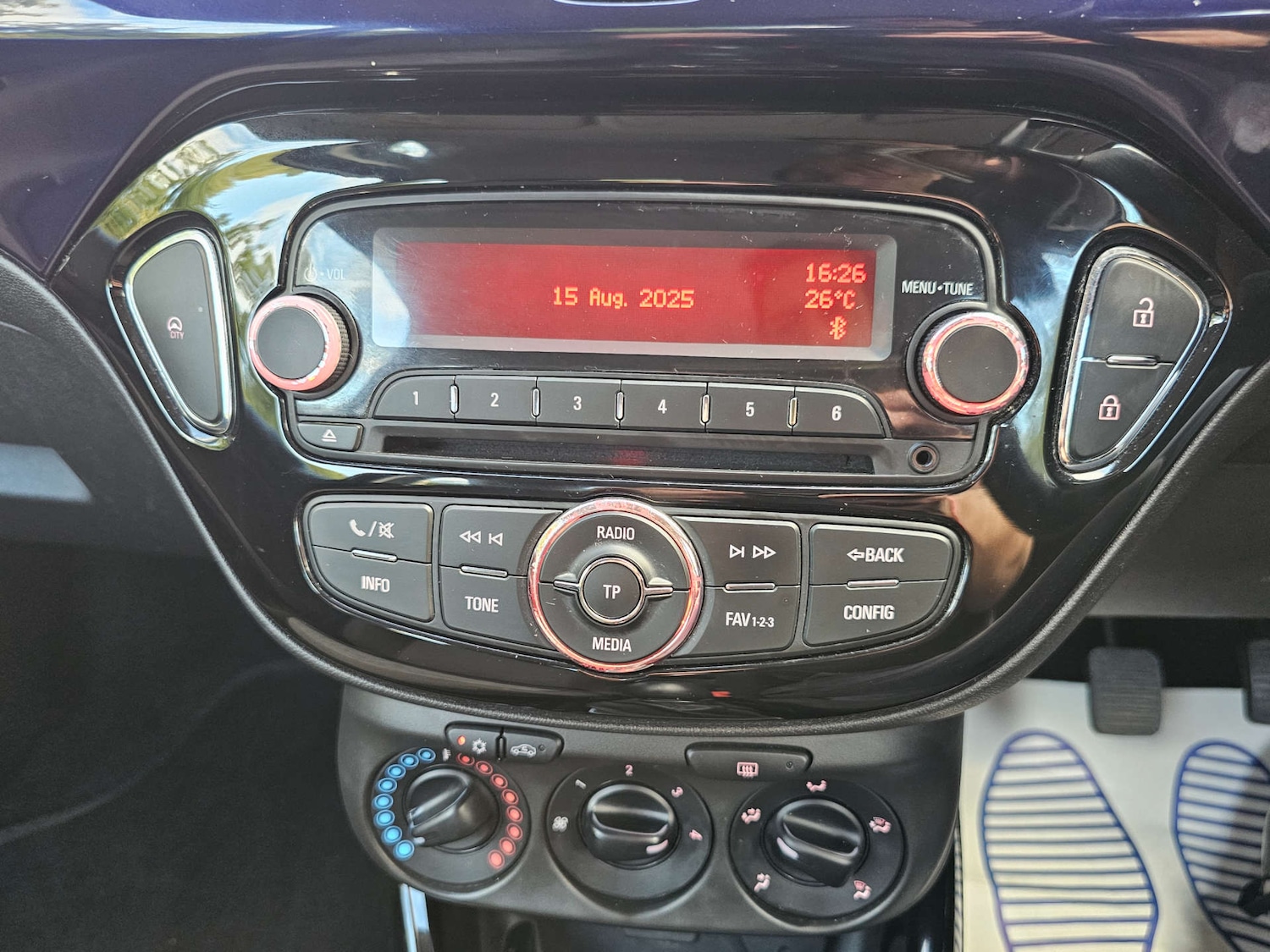 Vehicle 32