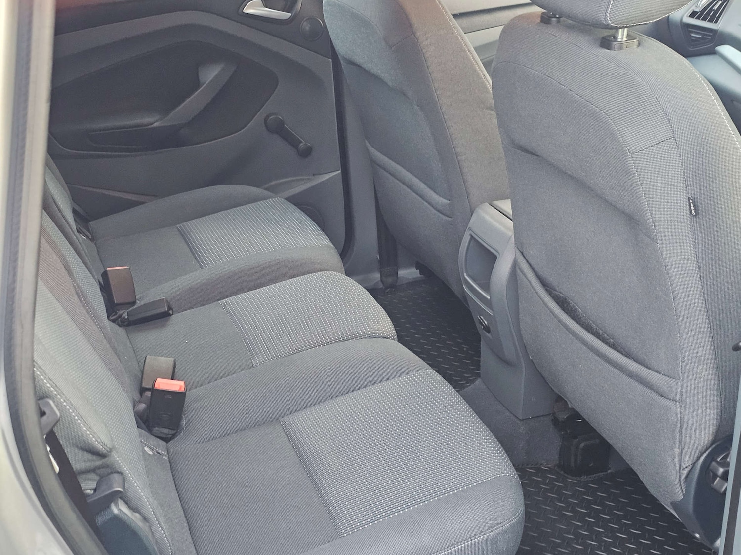 Used Ford C-Max 2015 for sale - 76934875: Photo 13