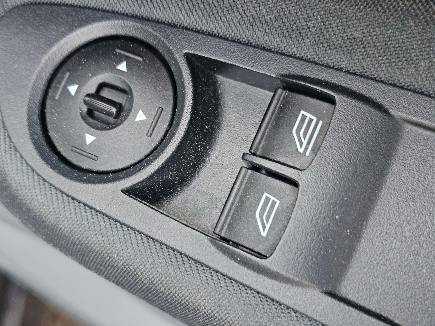 Used Ford C-Max 2015 for sale - 76934875: Photo 18