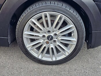 Used MINI Hatch 2018 for sale - 75807397: Photo