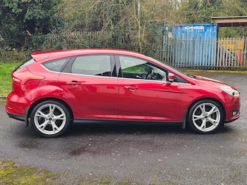 Used Ford Focus 2015 for sale - 77635561: Photo