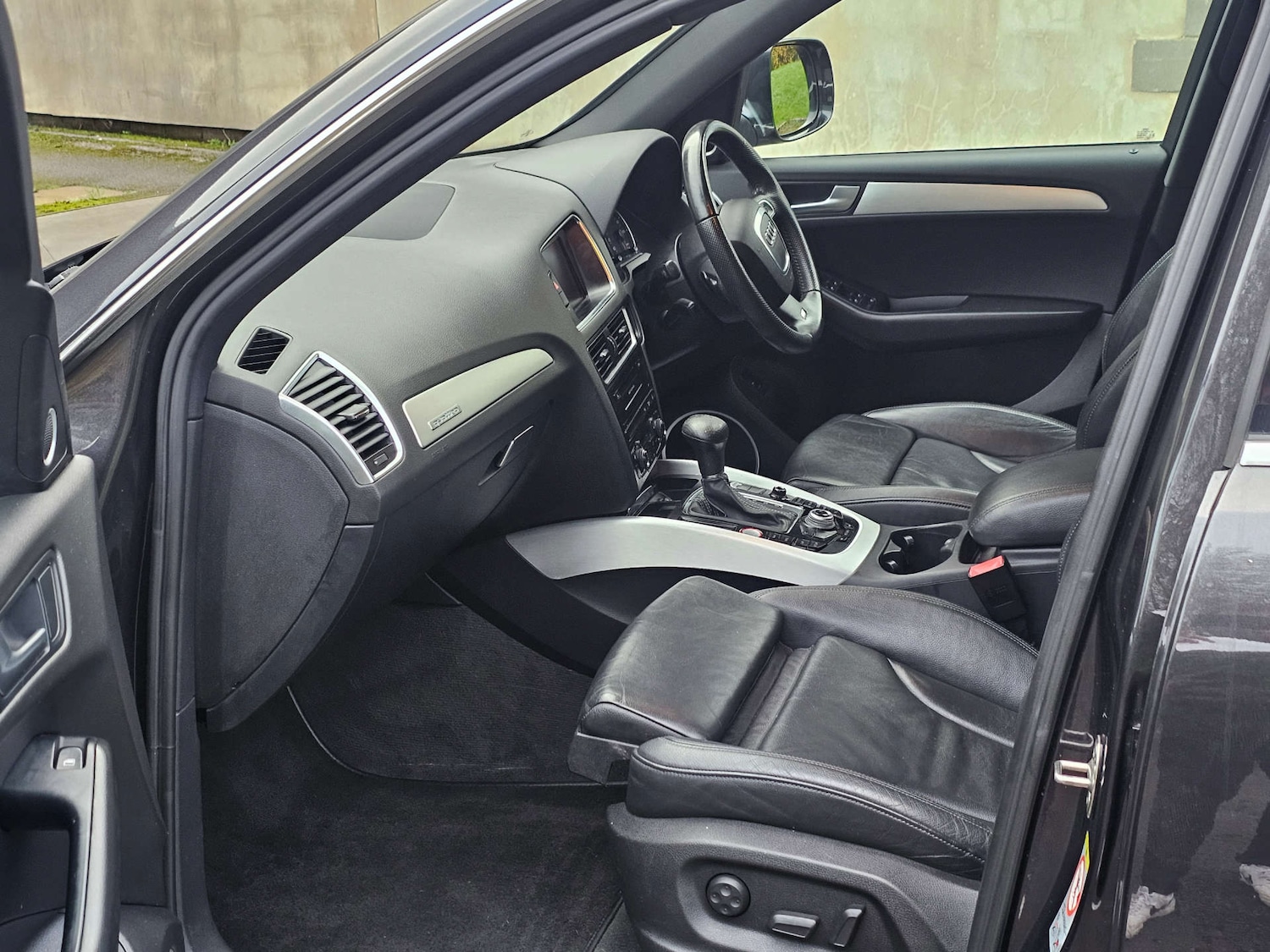 Used Audi Q5 2010 for sale - 76511120: Photo 20