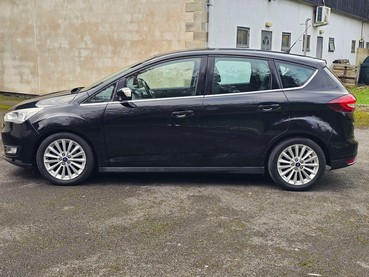 Used Ford C-Max 2016 for sale - 76493608: Photo 11