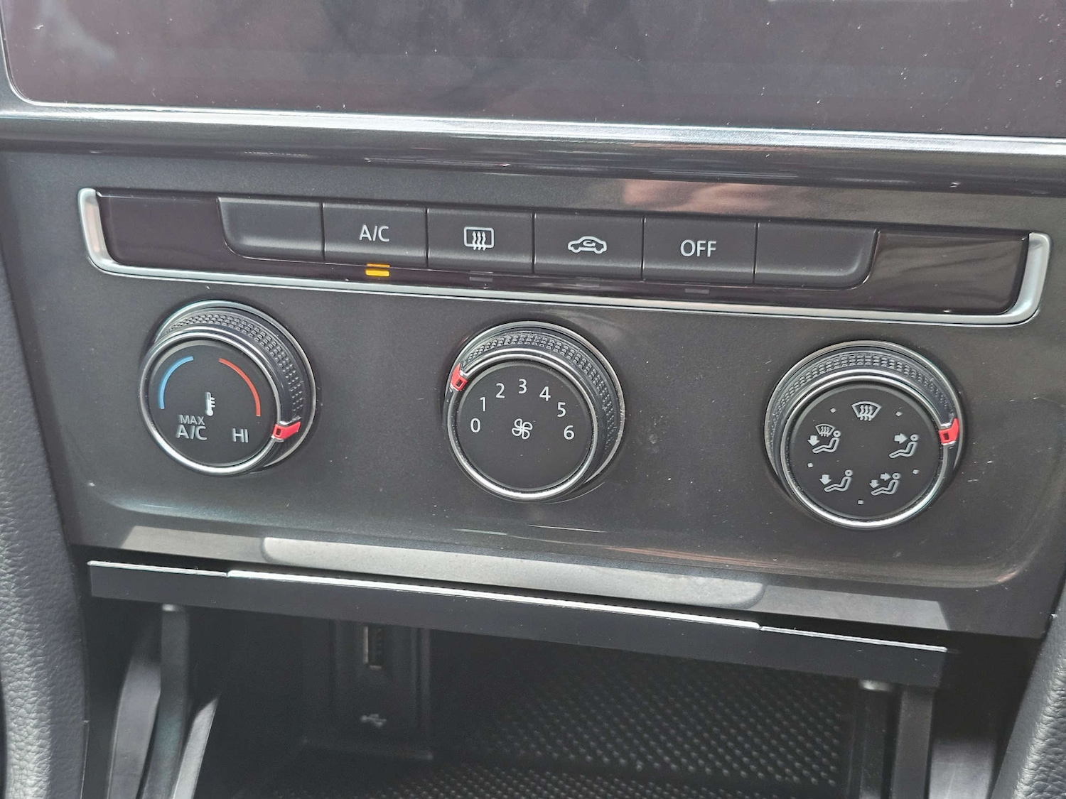 Used Volkswagen Golf 2019 for sale - 77288553: Photo 29