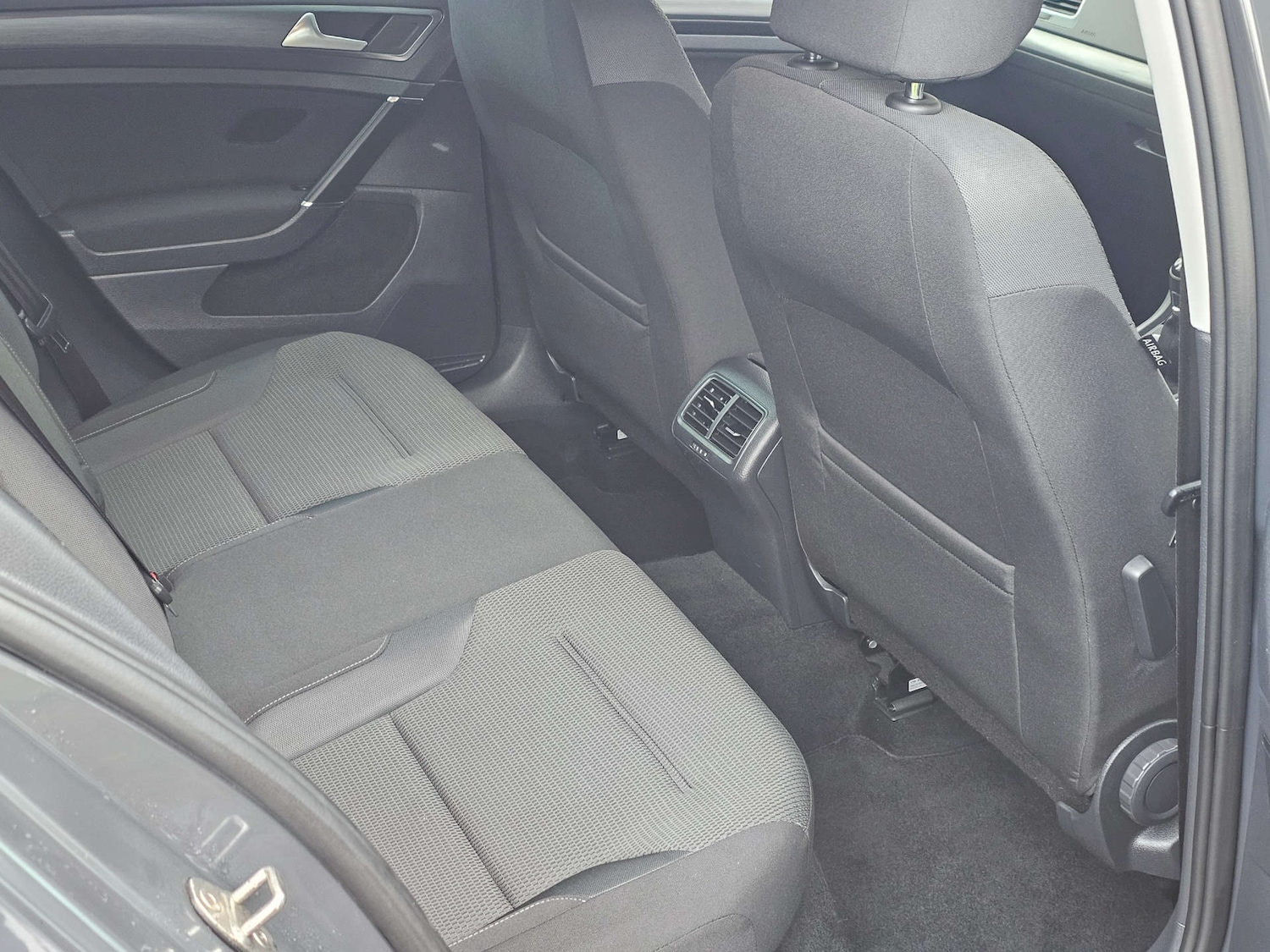 Used Volkswagen Golf 2019 for sale - 77288553: Photo 6