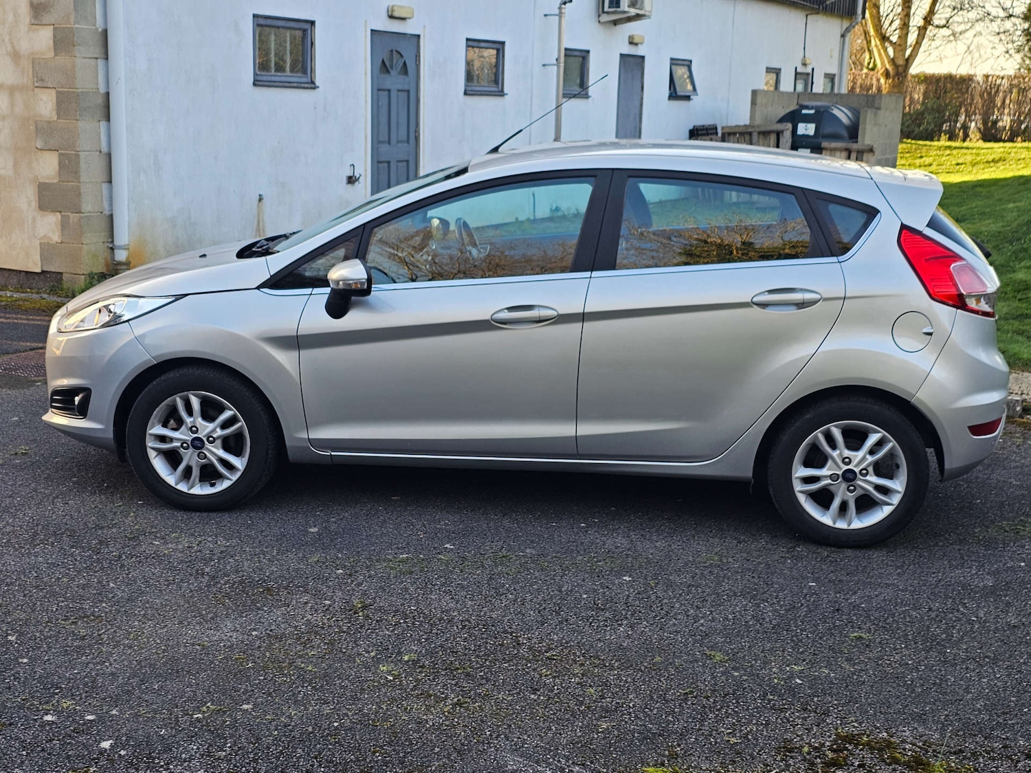 Used Ford Fiesta 2015 for sale - 77926986: Photo 12