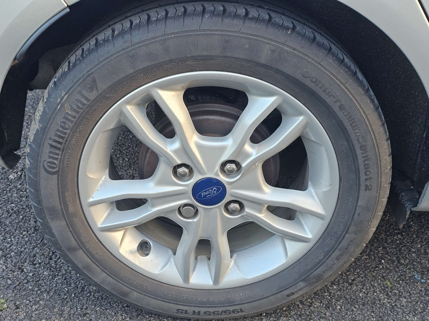 Used Ford Fiesta 2015 for sale - 77926986: Photo 5