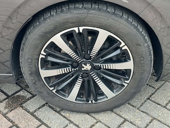 Used Peugeot 208 2019 for sale - 78814493: Photo