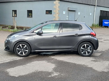 Used Peugeot 208 2019 for sale - 78814493: Photo