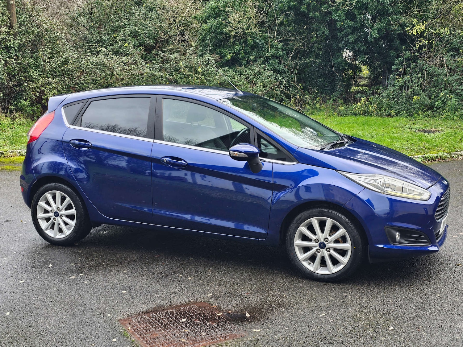 Used Ford Fiesta 2017 for sale - 76859422: Photo 2