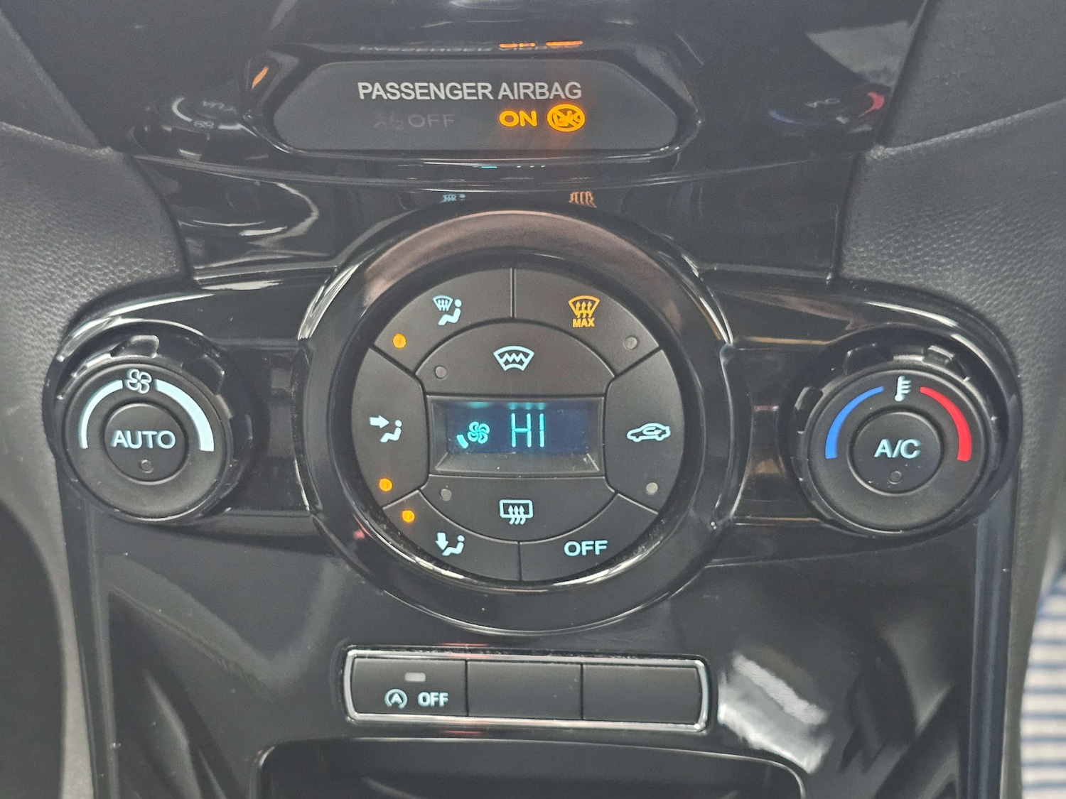 Used Ford Fiesta 2017 for sale - 76859422: Photo 24