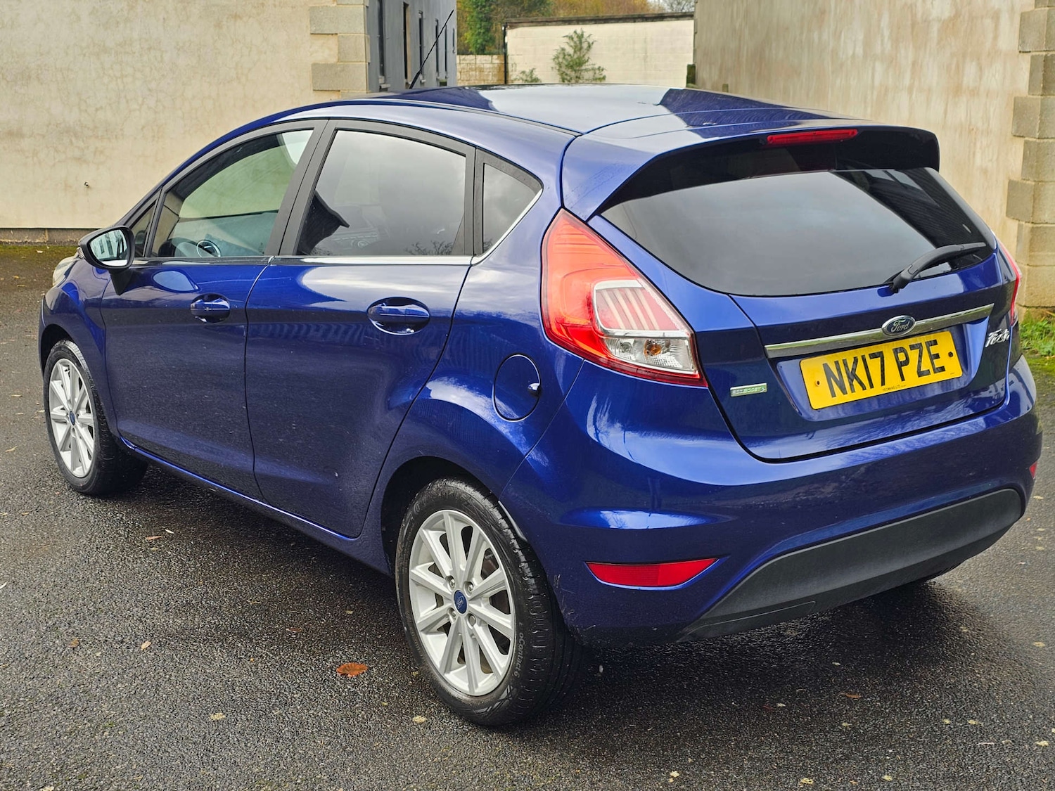 Used Ford Fiesta 2017 for sale - 76859422: Photo 3