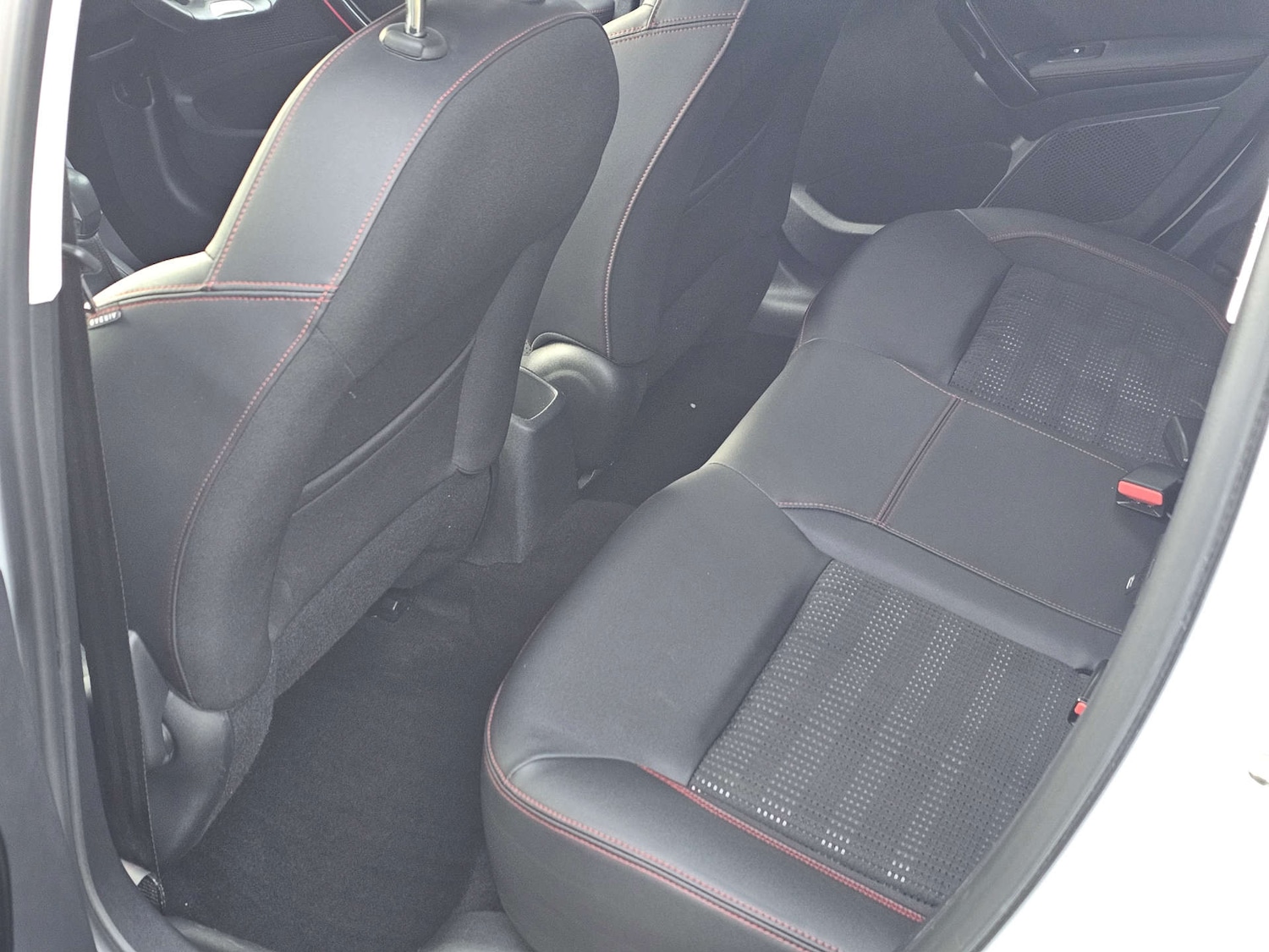 Used Peugeot 208 2018 for sale - 77562673: Photo 12