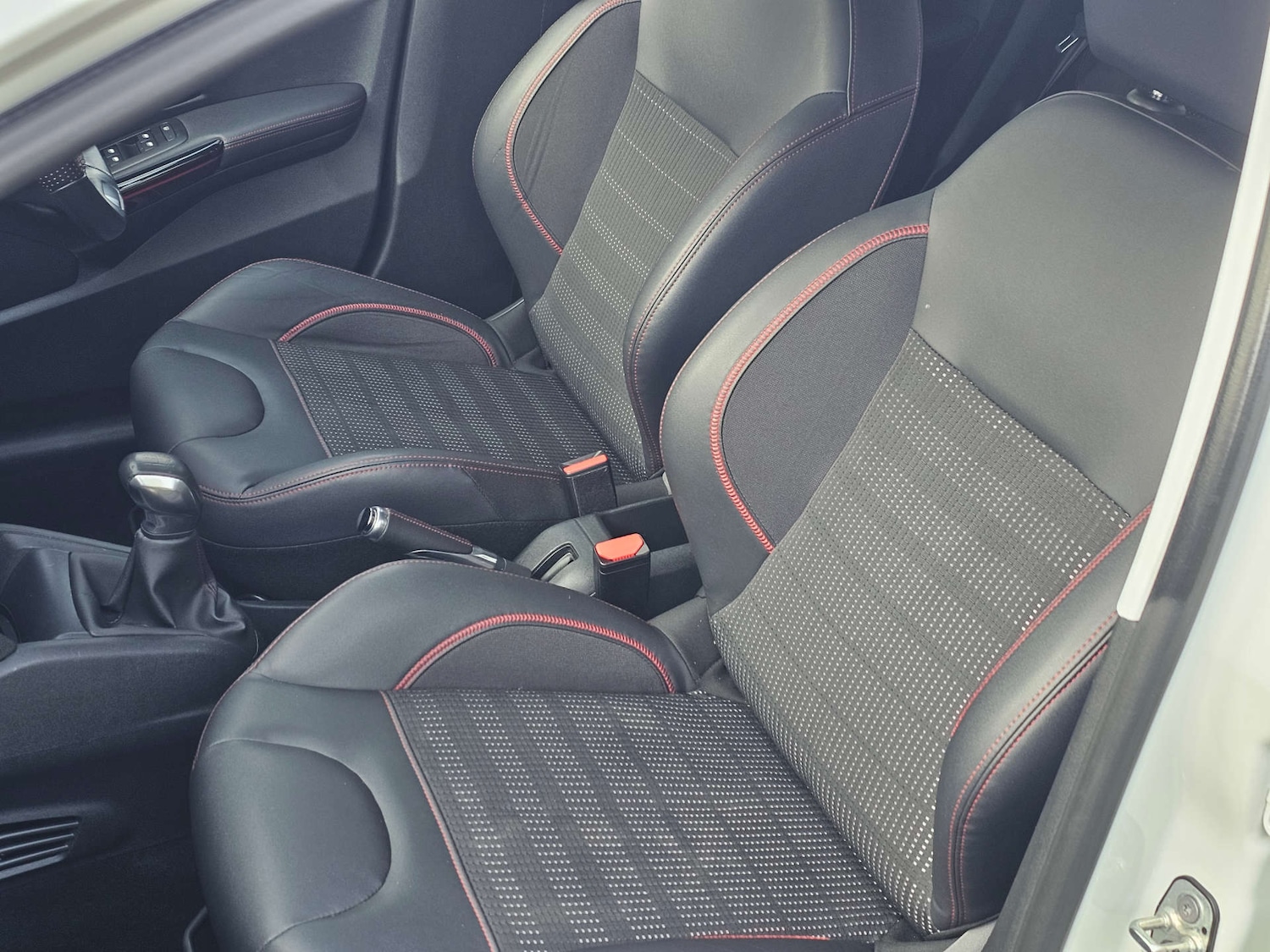 Used Peugeot 208 2018 for sale - 77562673: Photo 14