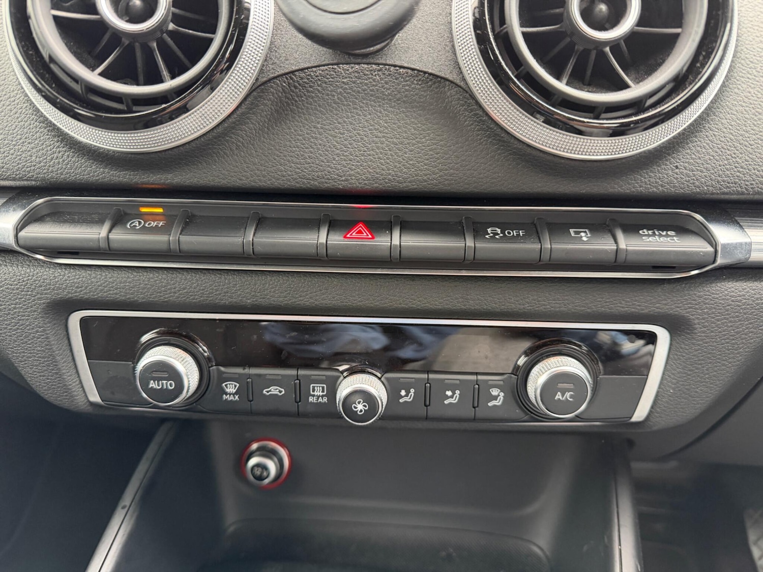 Used Audi A3 2015 for sale - 77695950: Photo 14