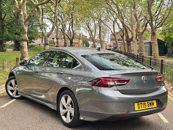 Used Vauxhall Insignia 2019 for sale - 76179653: Photo 2