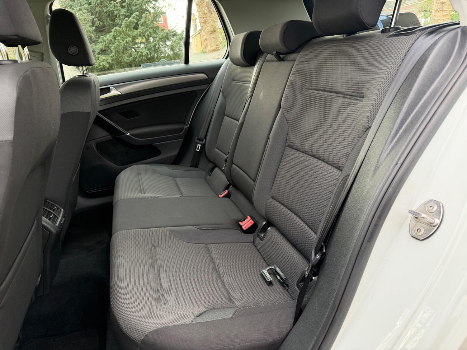 Used Volkswagen Golf 2017 for sale - 76688560: Photo 11