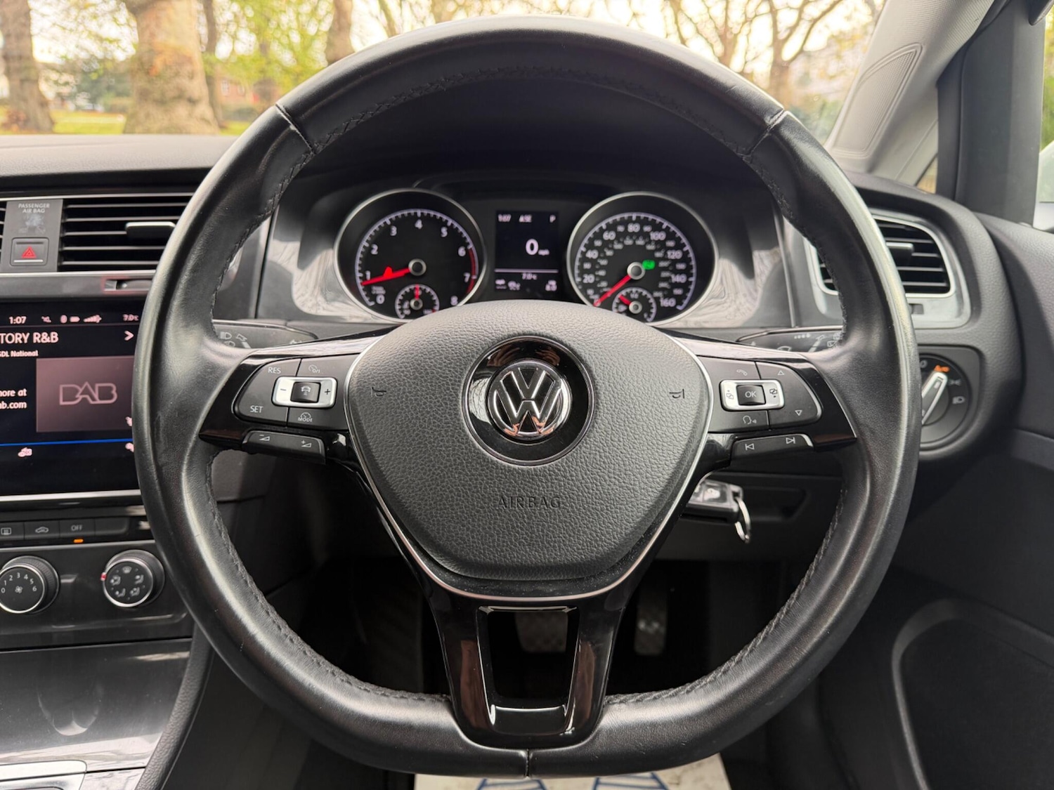 Used Volkswagen Golf 2017 for sale - 76688560: Photo 12