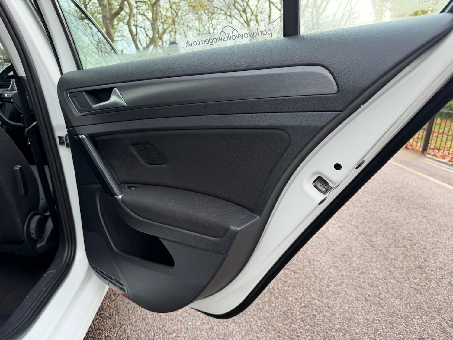 Used Volkswagen Golf 2017 for sale - 76688560: Photo 19