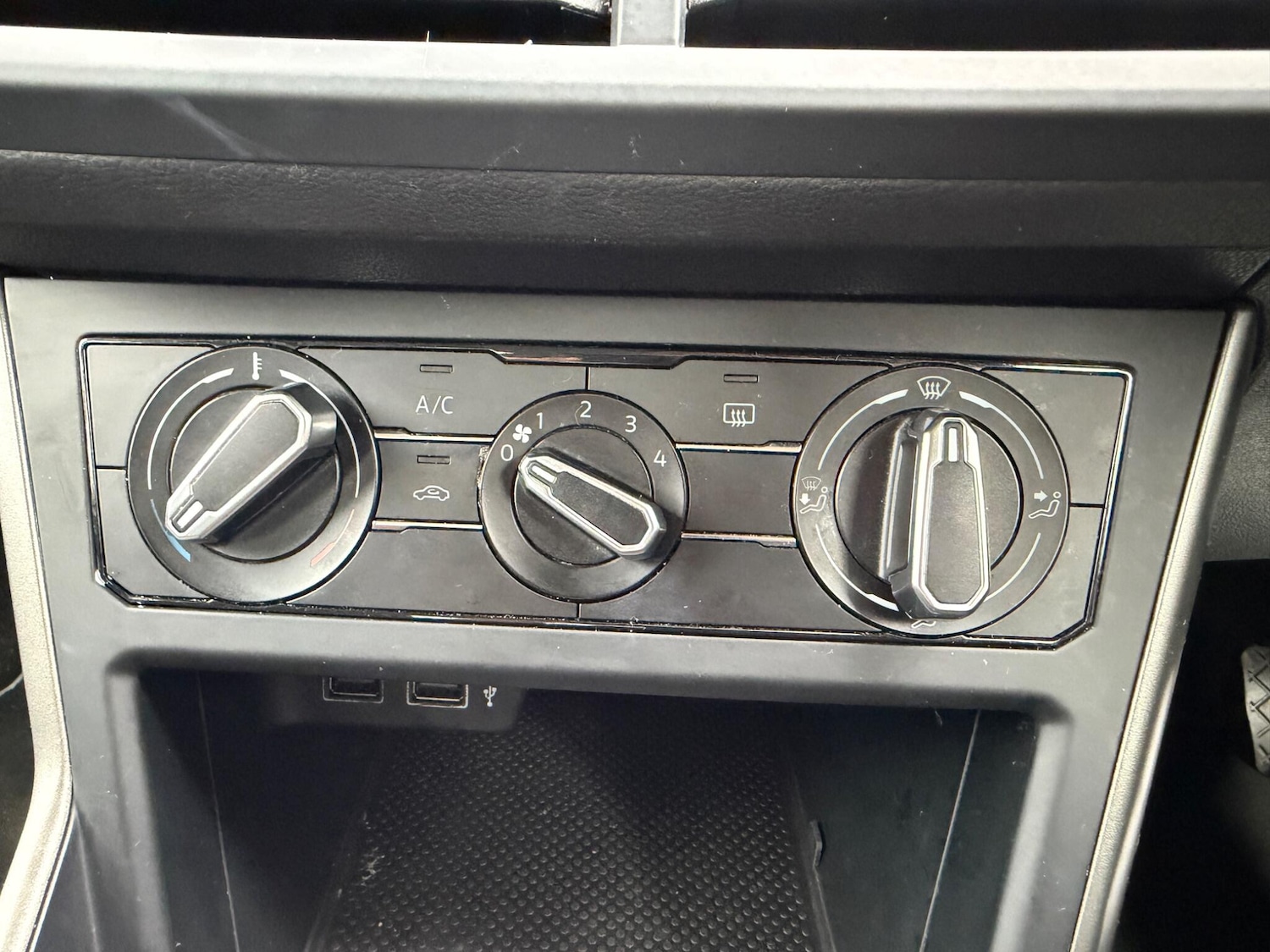 Used Volkswagen Polo 2018 for sale - 78184342: Photo 14