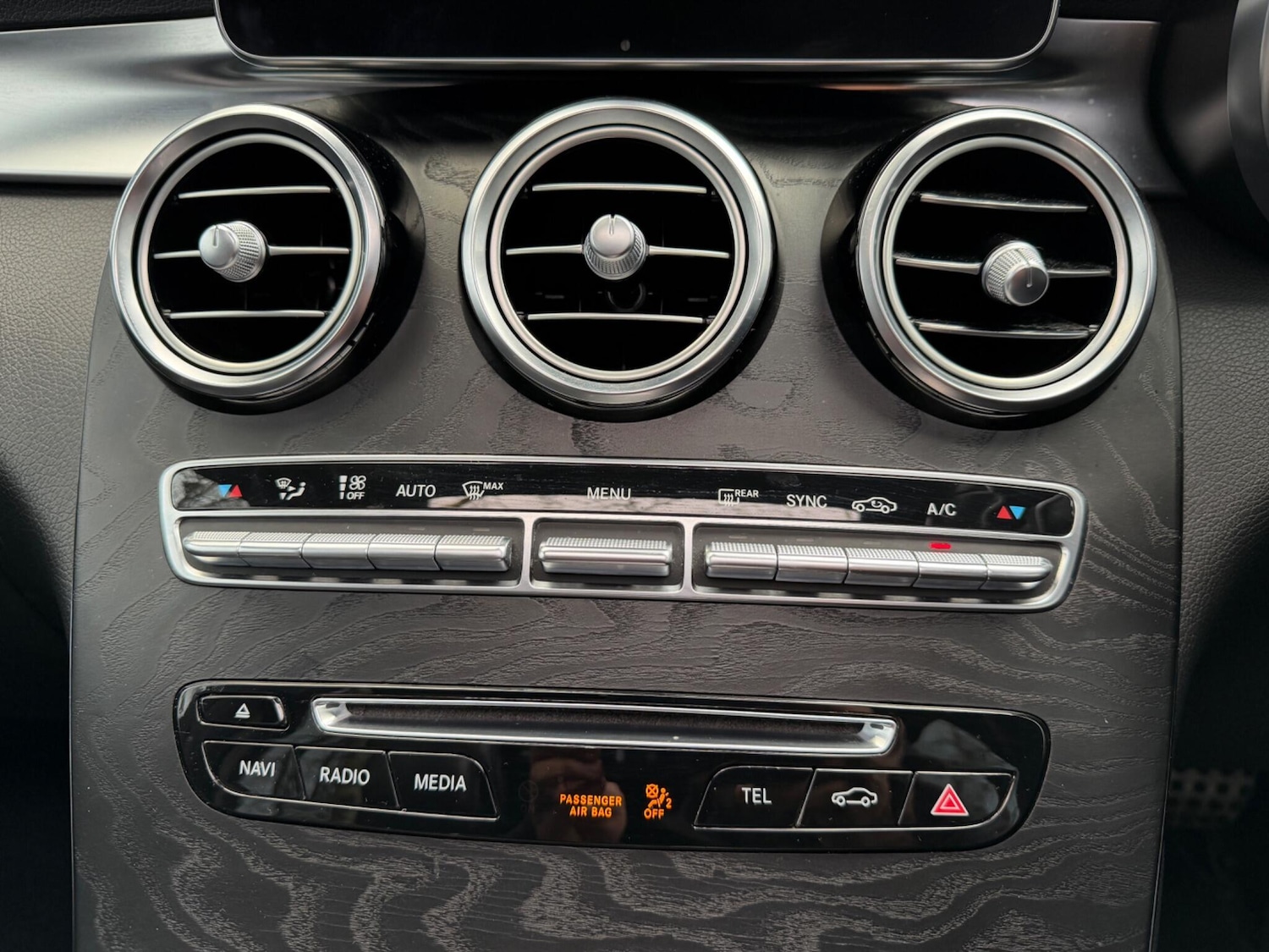 Used Mercedes-Benz GLC 2017 for sale - 76964383: Photo 15