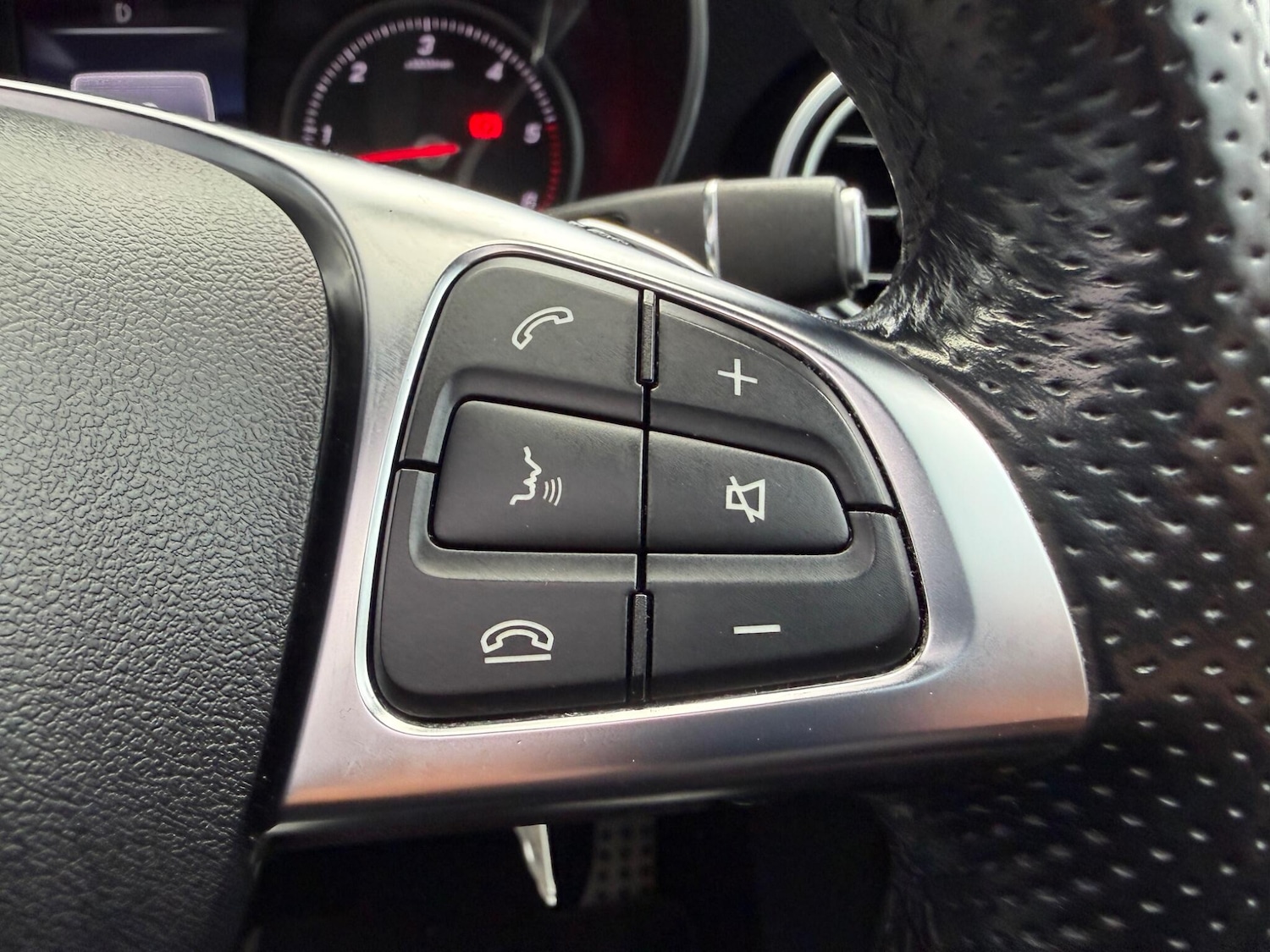 Used Mercedes-Benz GLC 2017 for sale - 76964383: Photo 27