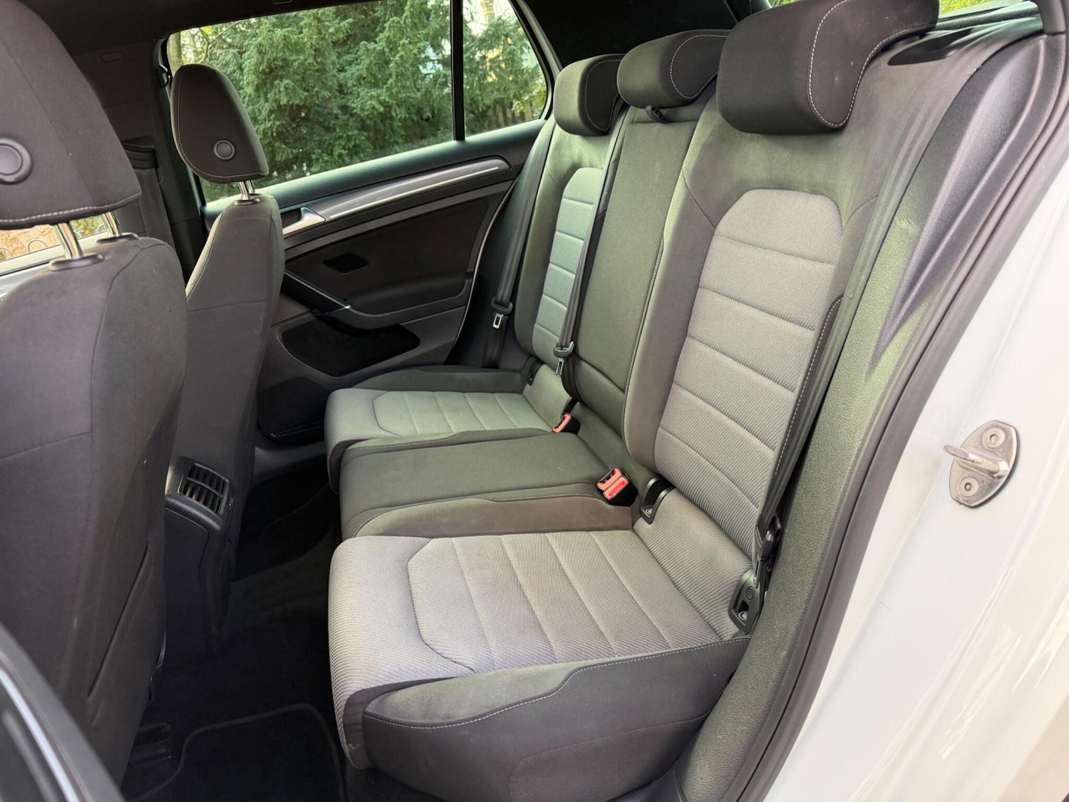 Used Volkswagen Golf 2016 for sale - 76742749: Photo 11