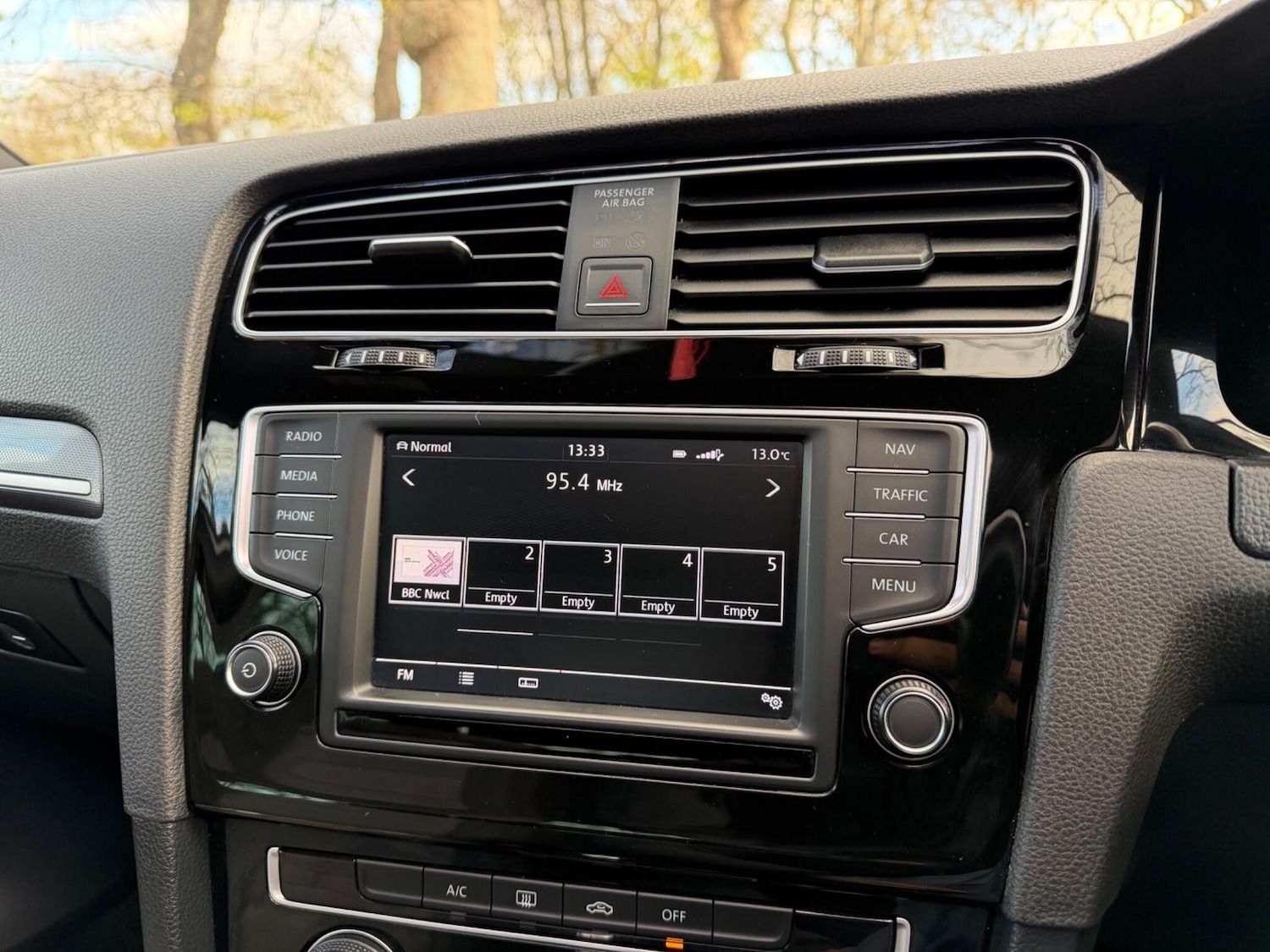 Used Volkswagen Golf 2016 for sale - 76742749: Photo 13