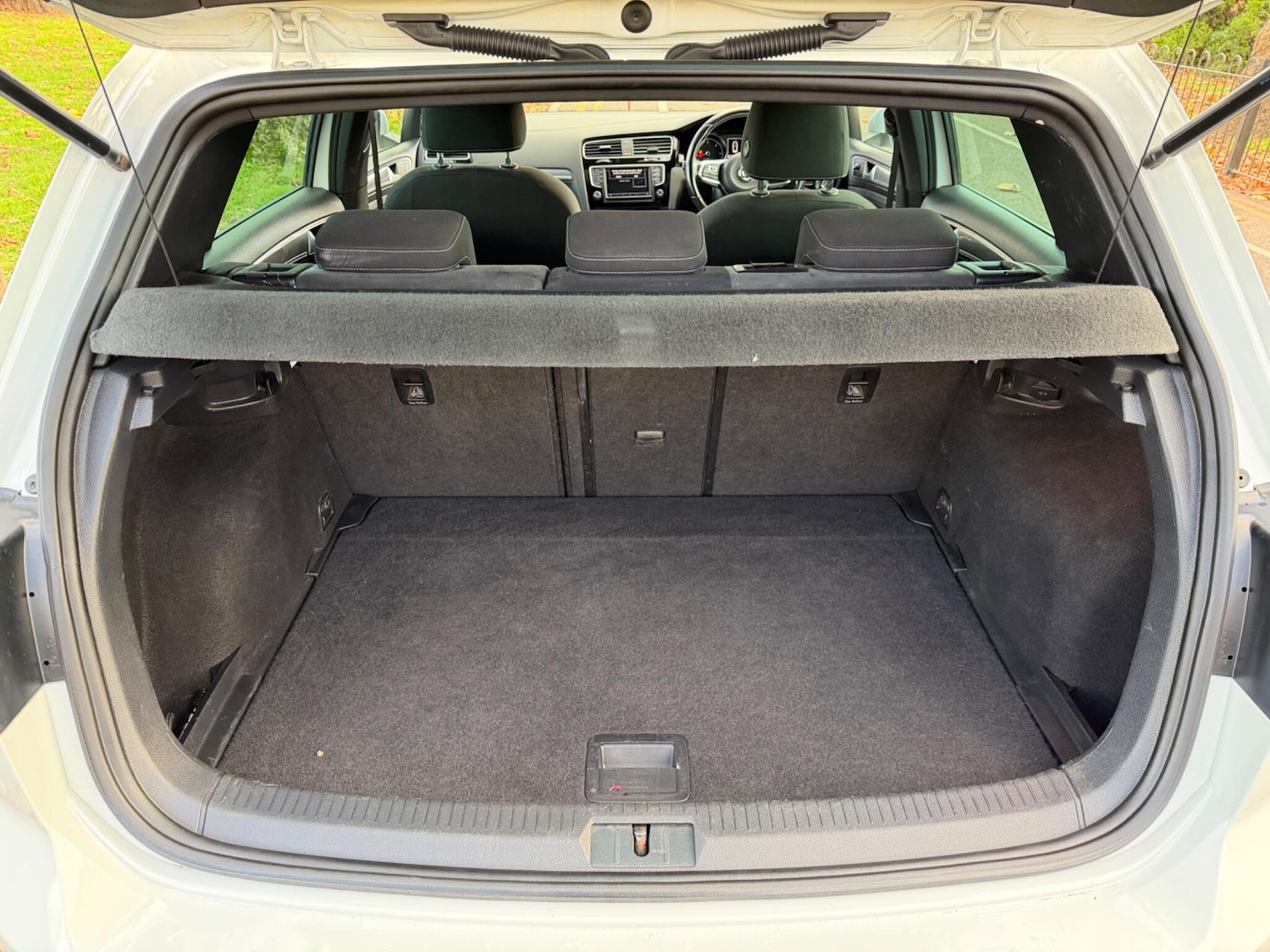 Used Volkswagen Golf 2016 for sale - 76742749: Photo 19