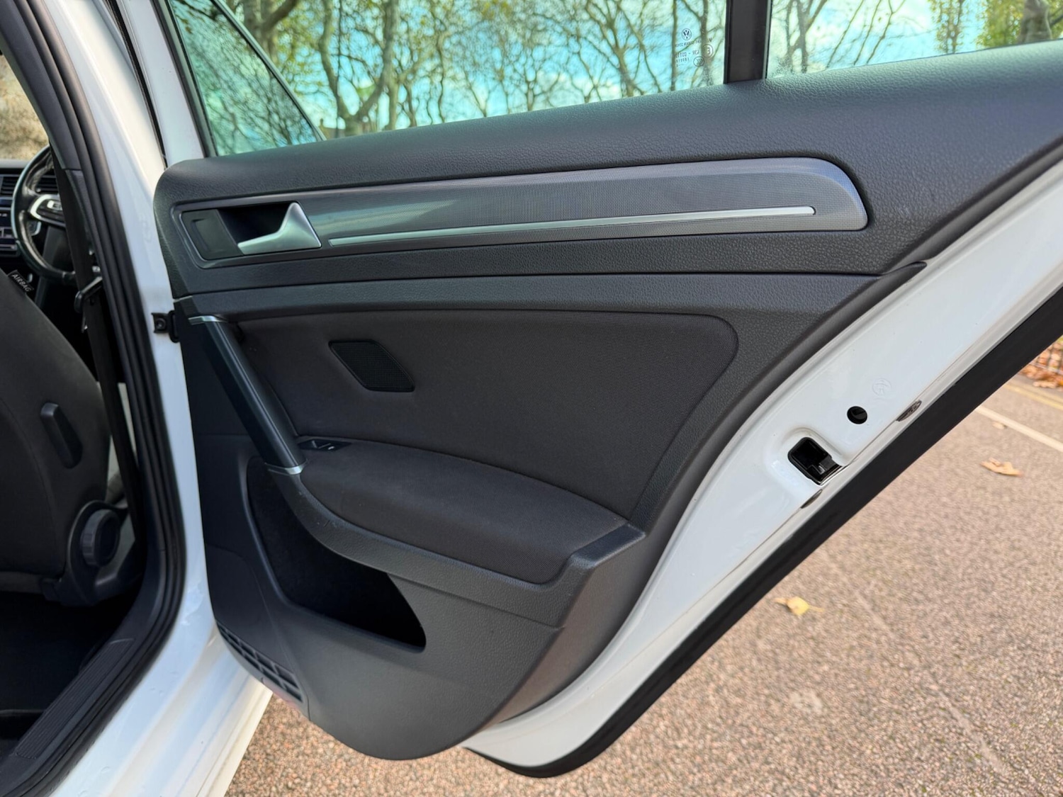 Used Volkswagen Golf 2016 for sale - 76742749: Photo 20