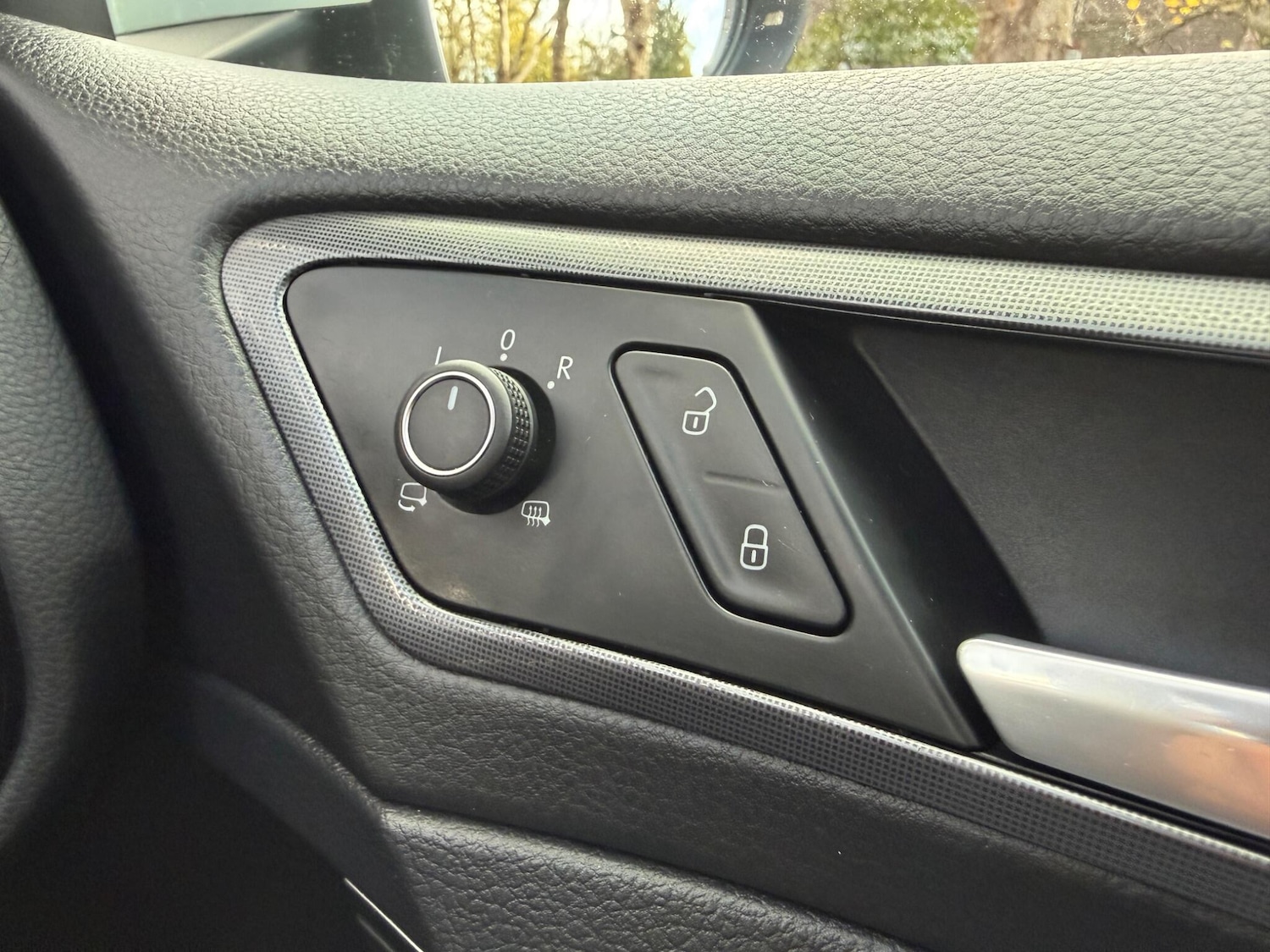 Used Volkswagen Golf 2016 for sale - 76742749: Photo 23