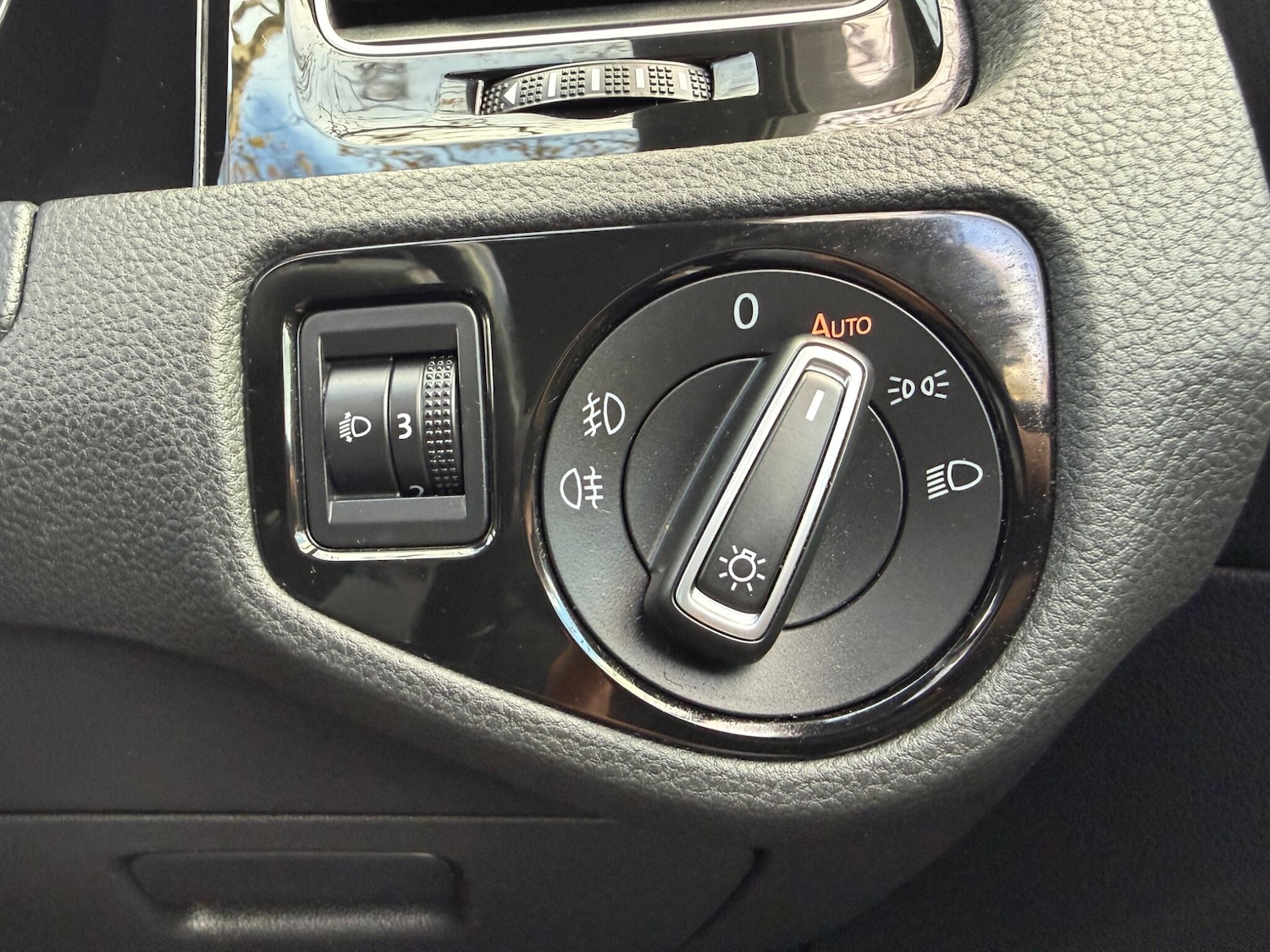 Used Volkswagen Golf 2016 for sale - 76742749: Photo 26