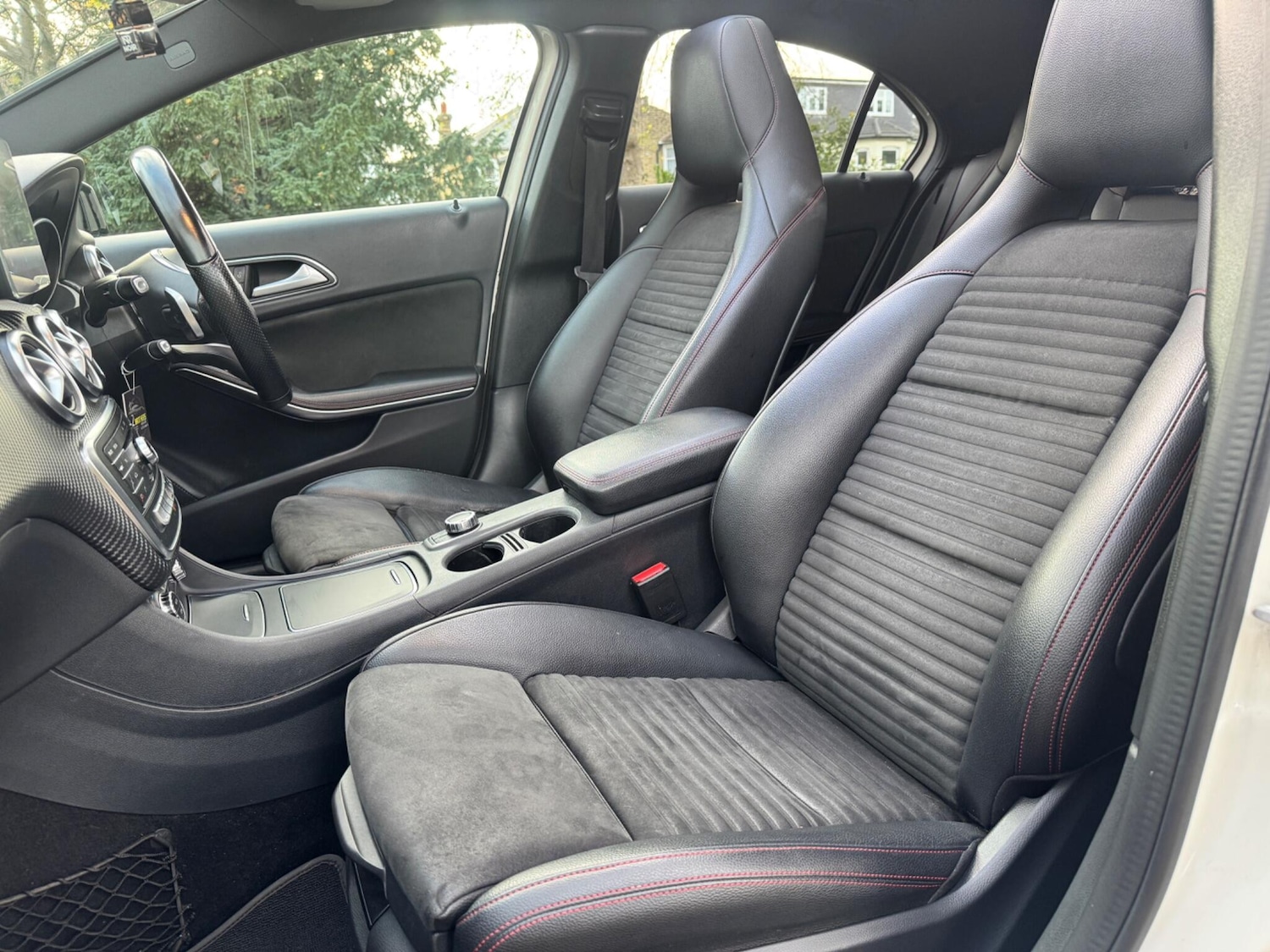 Used Mercedes-Benz A-Class 2017 for sale - 76561633: Photo 10