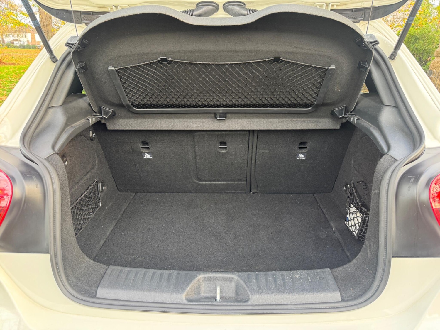 Used Mercedes-Benz A-Class 2017 for sale - 76561633: Photo 19