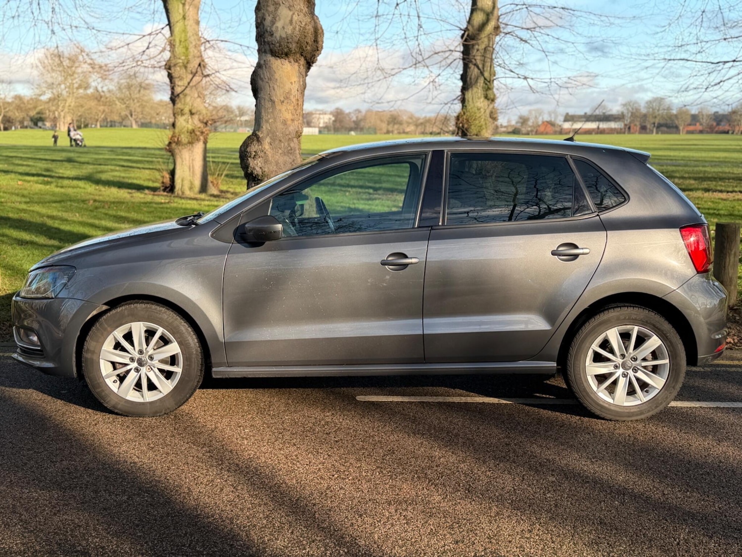 Used Volkswagen Polo for sale - 77230305: Photo 9