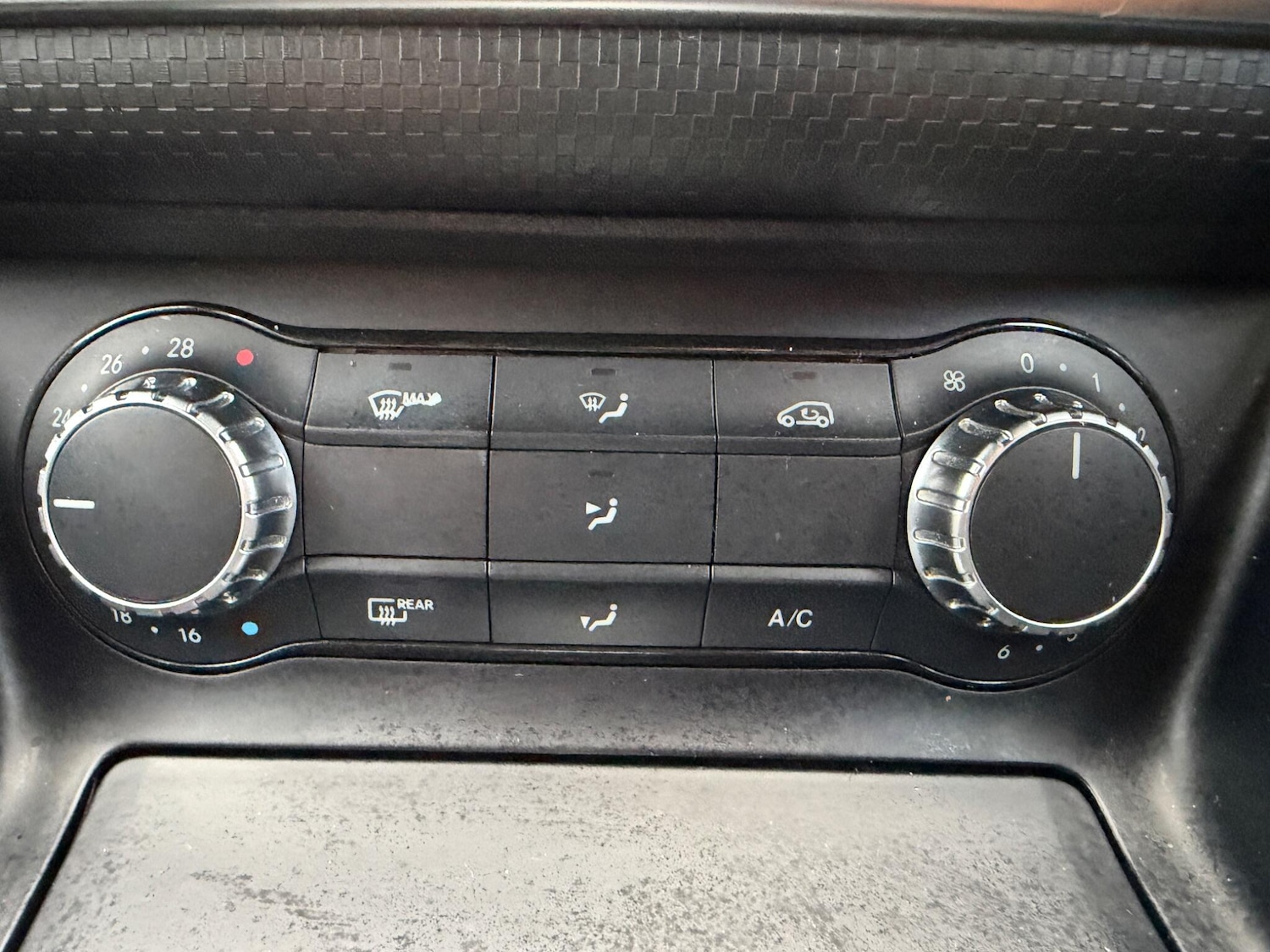 Used Mercedes-Benz A-Class 2015 for sale - 77163375: Photo 15