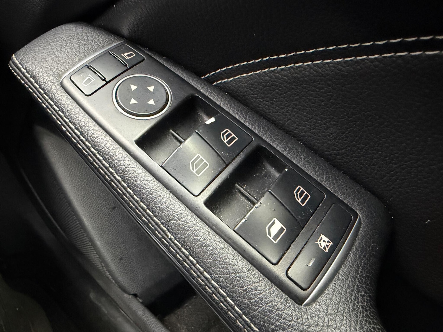 Used Mercedes-Benz A-Class 2015 for sale - 77163375: Photo 22