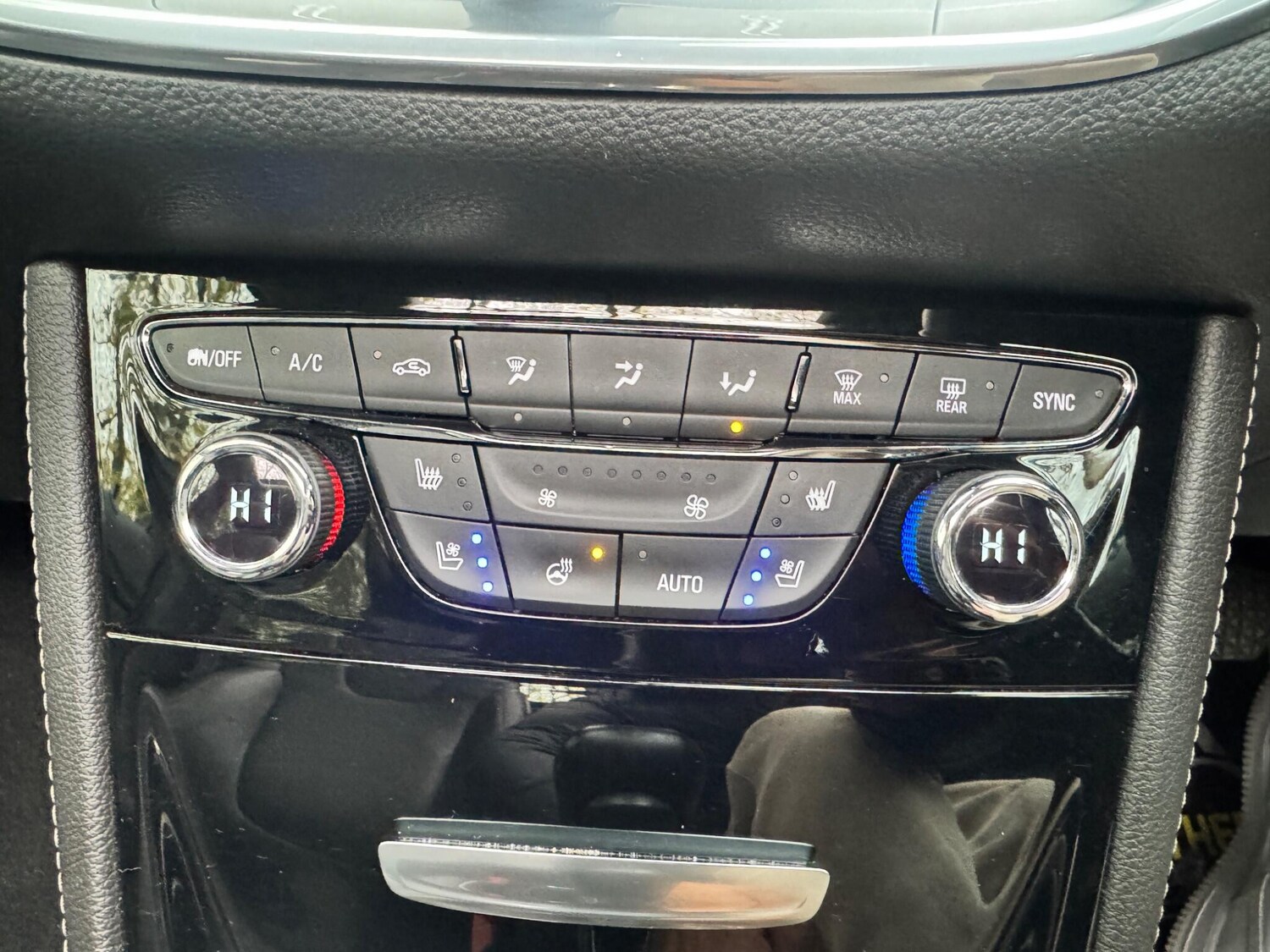 Used Vauxhall Astra 2016 for sale - 76432707: Photo 12