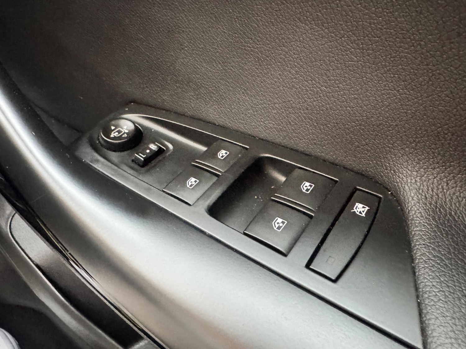 Used Vauxhall Astra 2016 for sale - 76432707: Photo 27