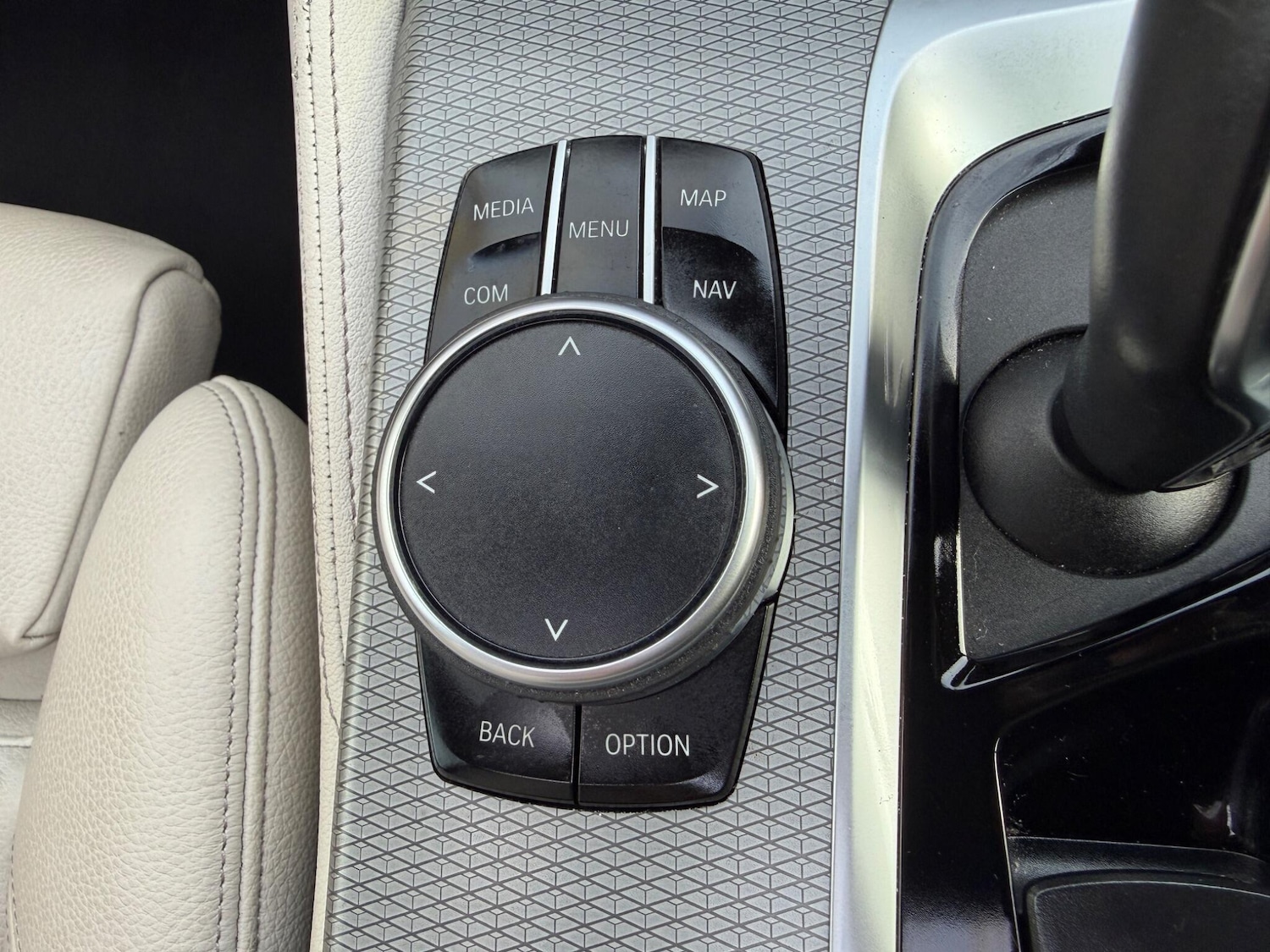 Used BMW 5 Series 2018 for sale - 77387024: Photo 27