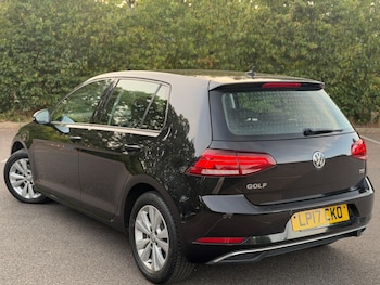 Used Volkswagen Golf 2017 for sale - 79396250: Photo