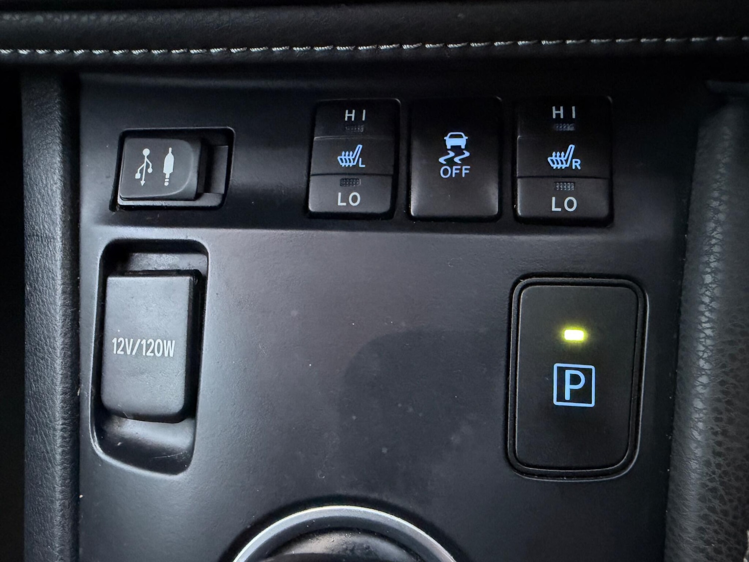 Used Toyota Auris 2016 for sale - 77722772: Photo 14