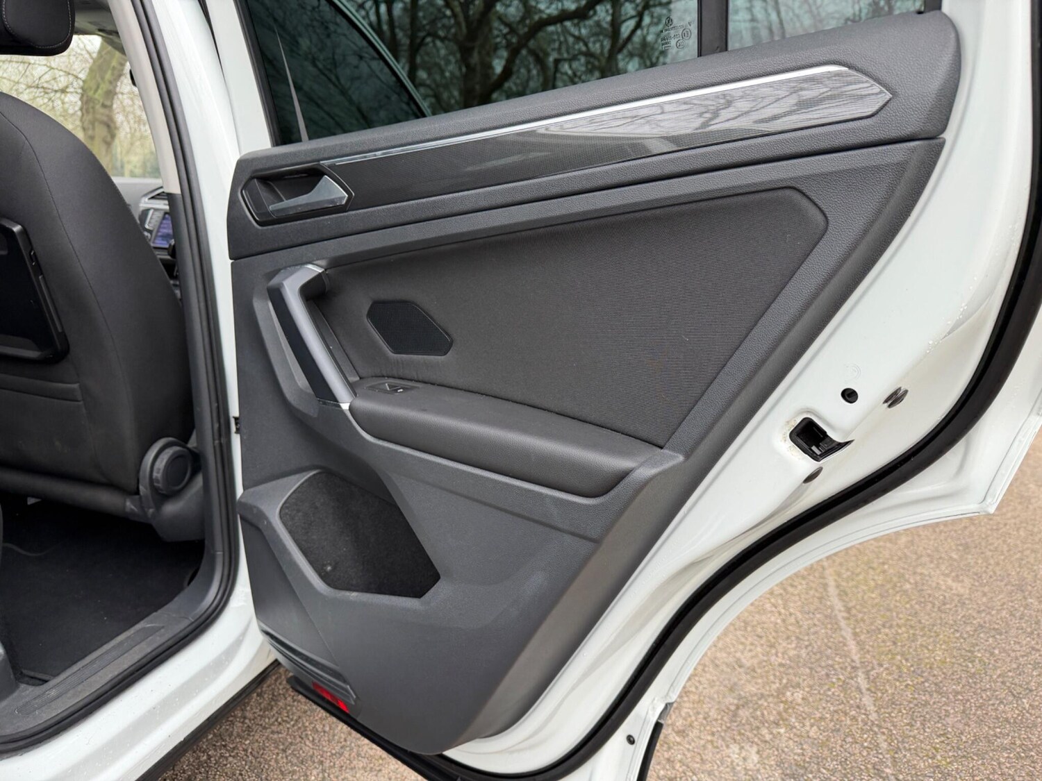 Used Volkswagen Tiguan for sale - 77808941: Photo 24