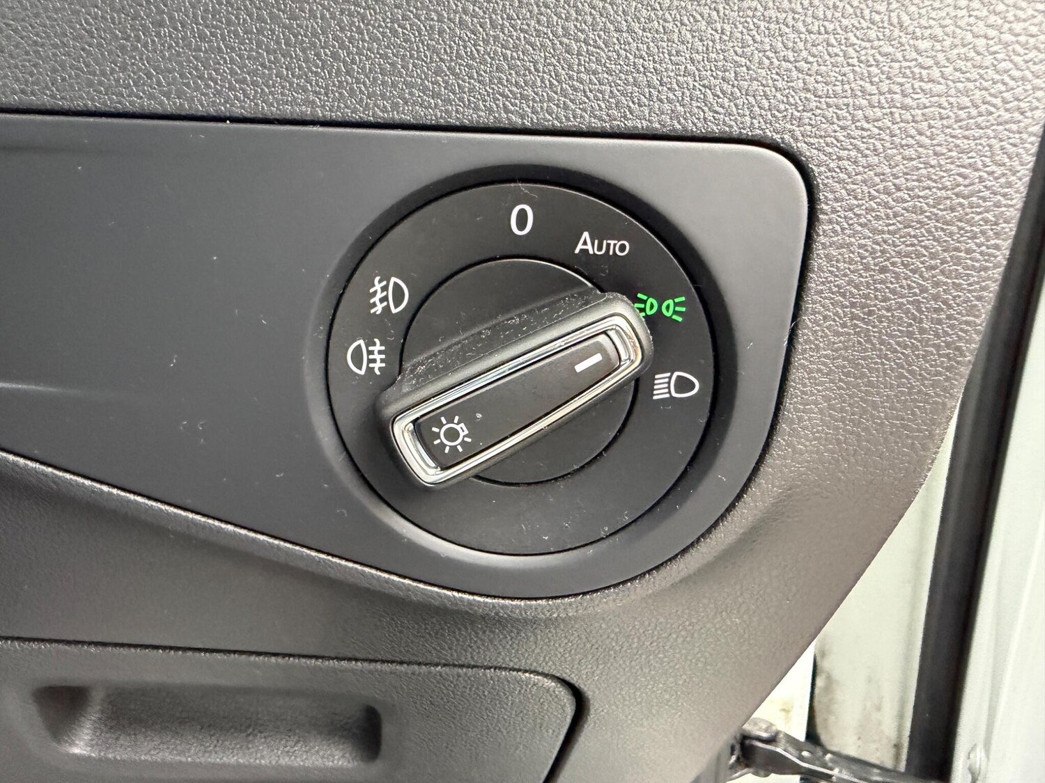 Used Volkswagen Tiguan for sale - 77808941: Photo 28