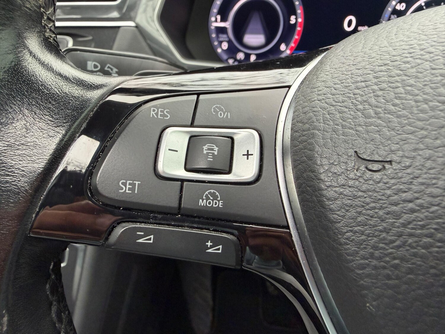 Used Volkswagen Tiguan for sale - 77808941: Photo 32