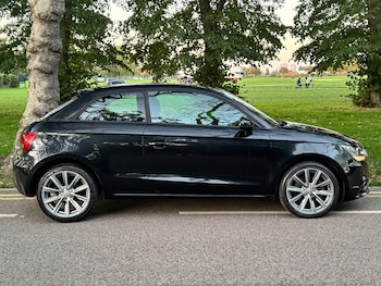 Used Audi A1 2013 for sale - 76032318: Photo