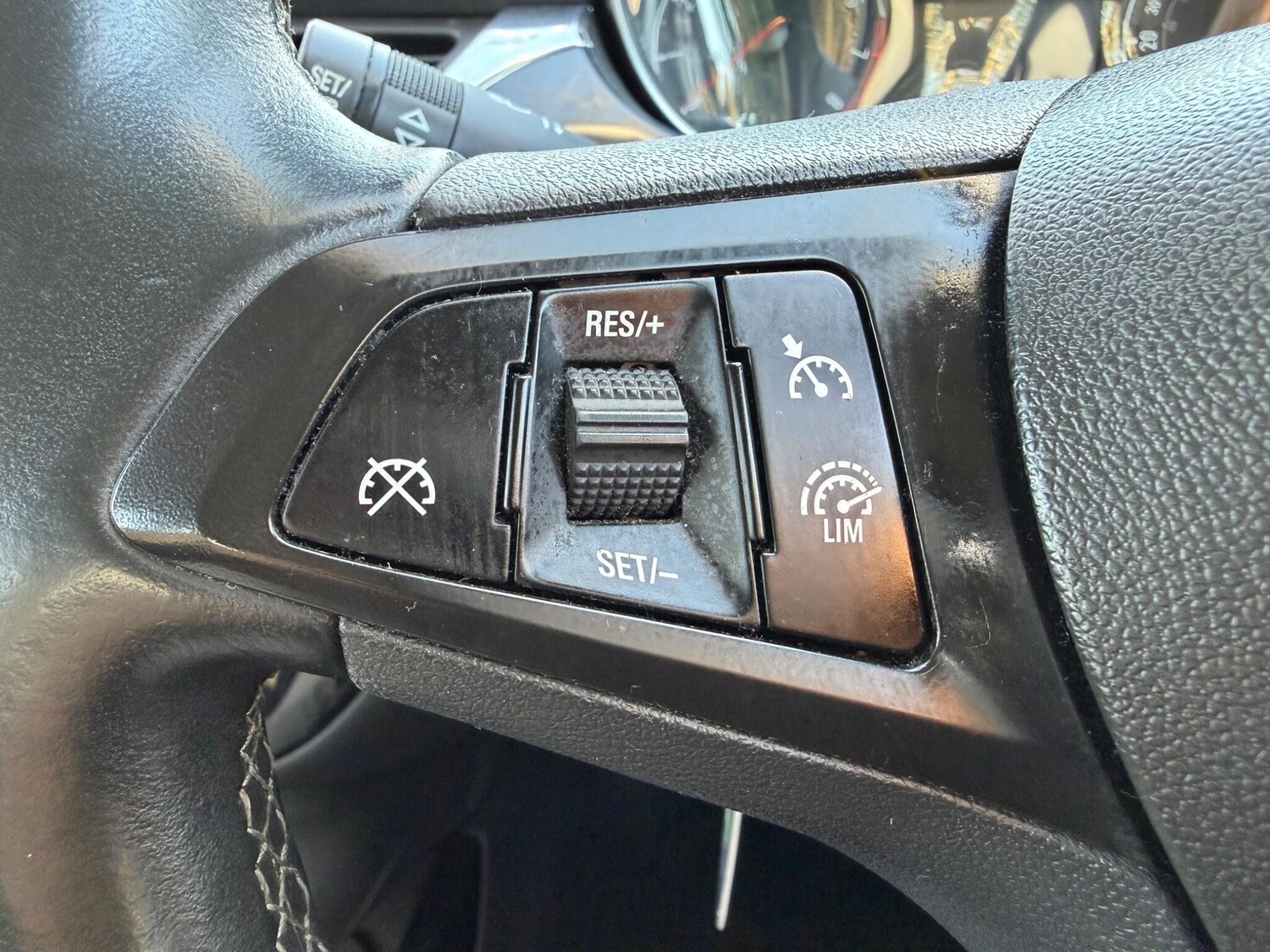 Used Vauxhall Corsa 2016 for sale - 77203191: Photo 23