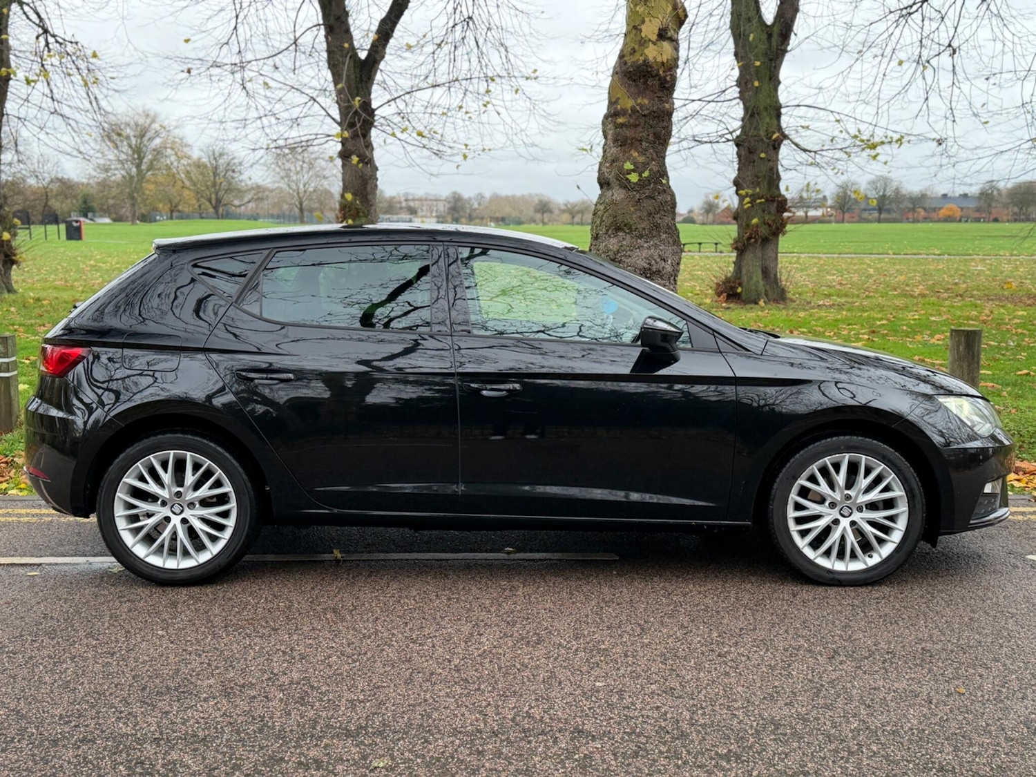 Used SEAT Leon 2019 for sale - 76772156: Photo 3