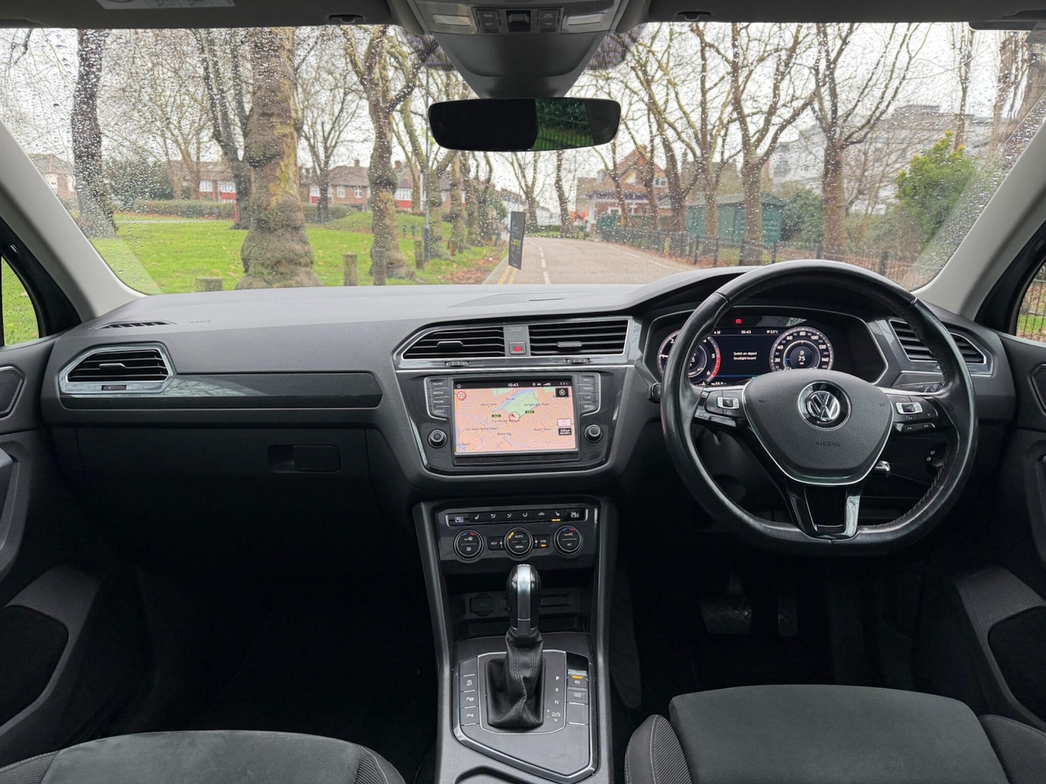 Used Volkswagen Tiguan 2017 for sale - 77163536: Photo 4